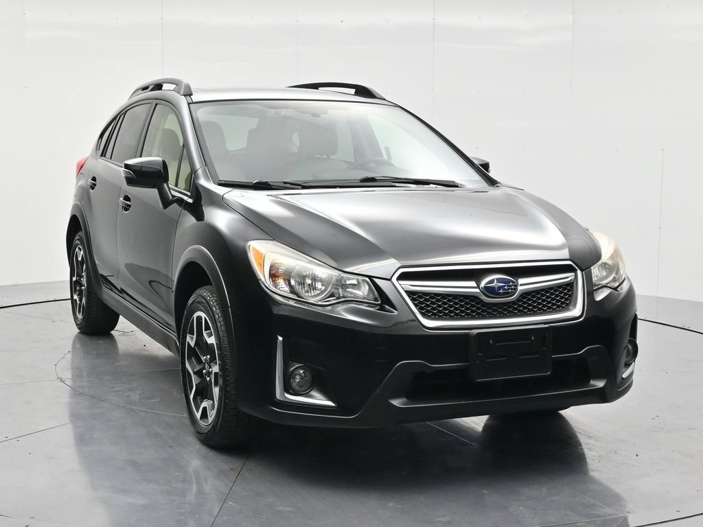 Used 2017 Crystal Black Silica Subaru 2.0i Limited image 3