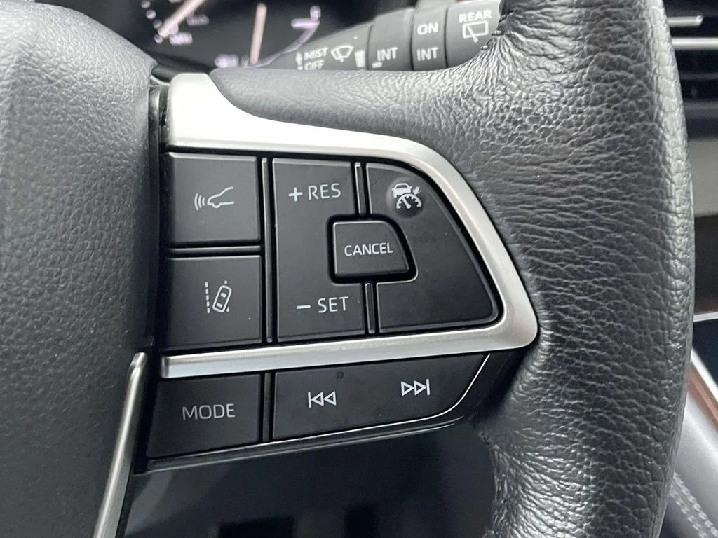 Used 2022 Celestial Silver Metallic Toyota XLE image 11