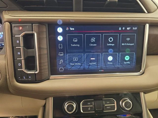 Used 2022 Onyx Black GMC Denali image 29
