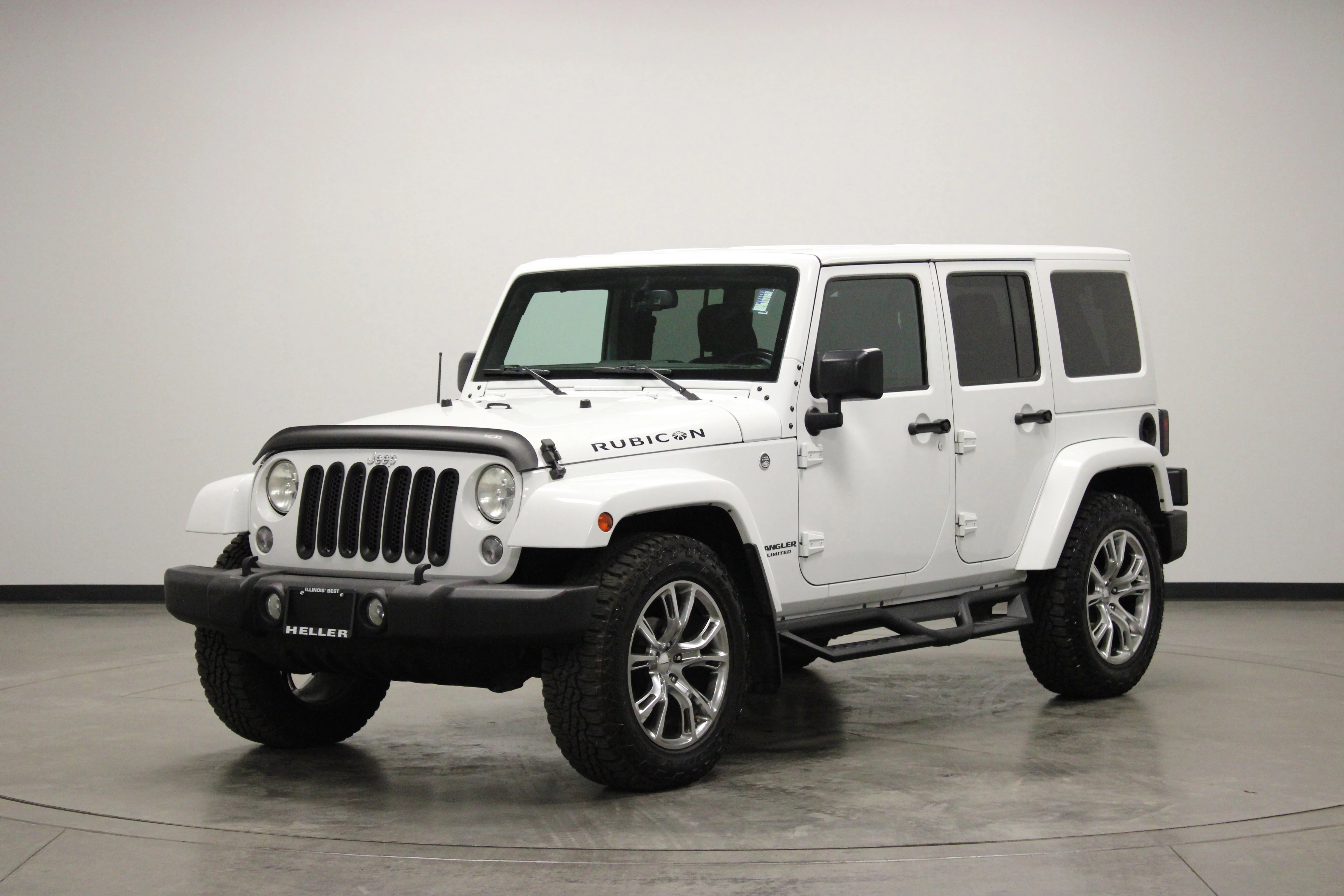 Used 2016 Bright White Clearcoat Jeep Rubicon image 4