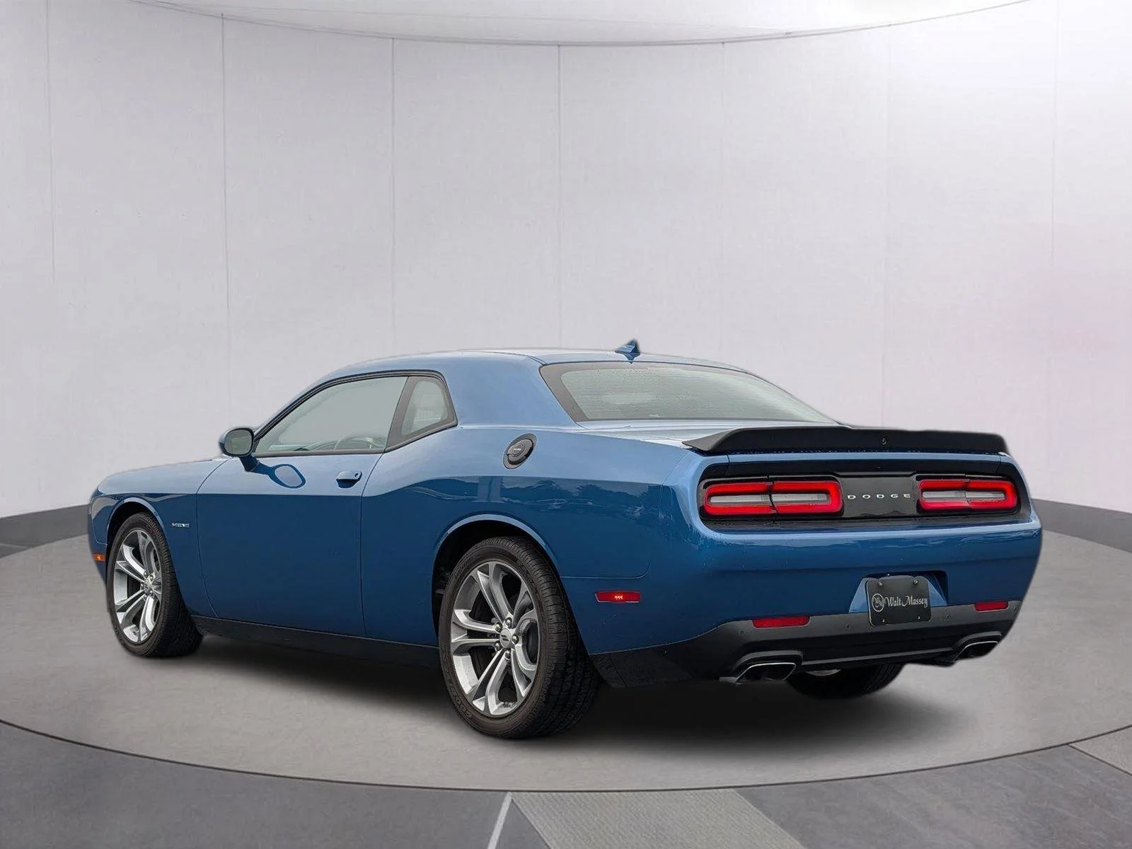 Used 2022 Frostbite Dodge R/T image 3