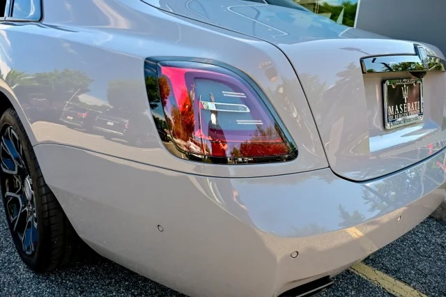 Used 2023 Tempest Grey Rolls-Royce Ghost Black Badge | Ultra-Rare Specification | Over $448,000 Ori image 15
