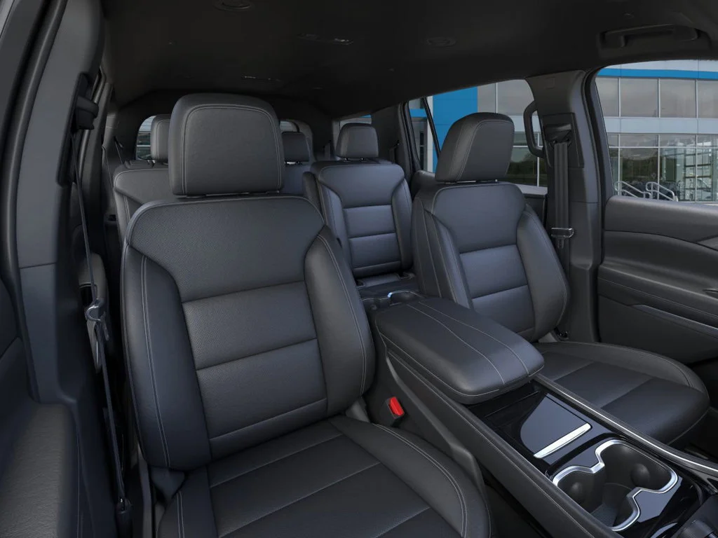 New 2026 Polar White Tricoat Chevrolet LT image 16