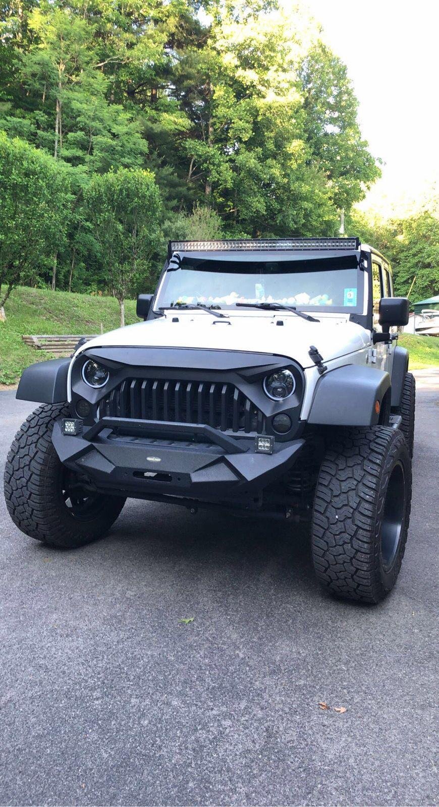 Used 2017 Bright White Clearcoat Jeep Sport image 4