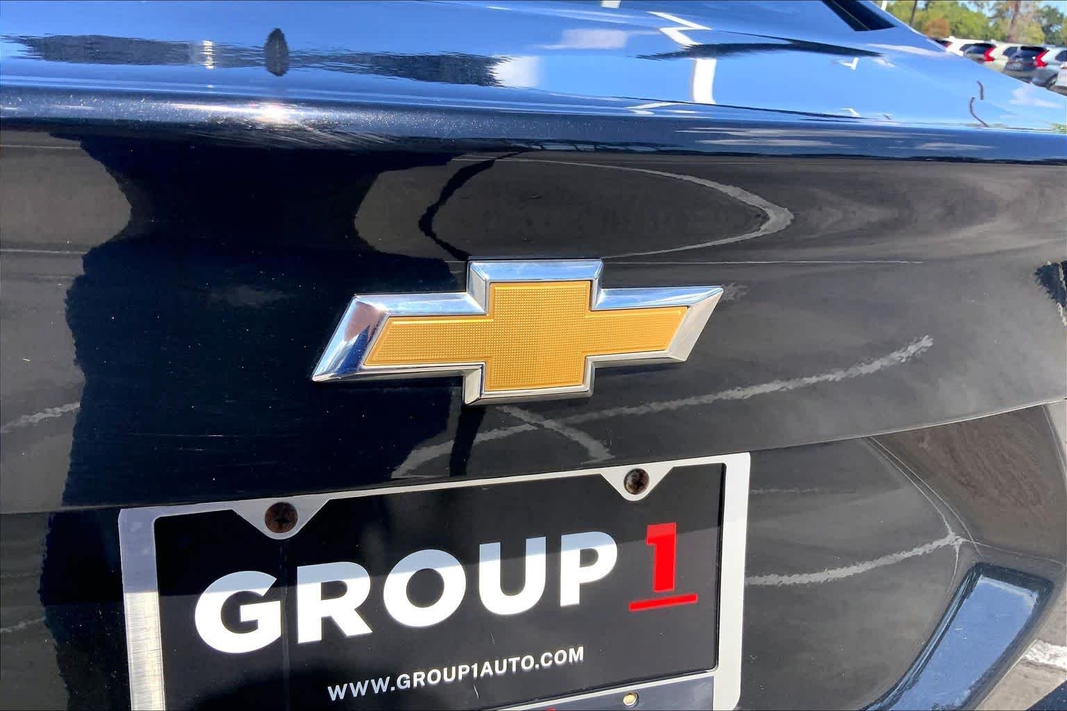 Used 2018 Mosaic Black Metallic Chevrolet LS image 10