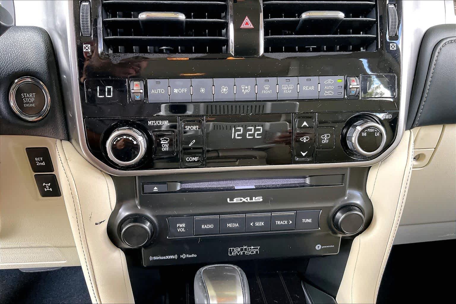 Used 2023 Eminent White Pearl Lexus Luxury image 32
