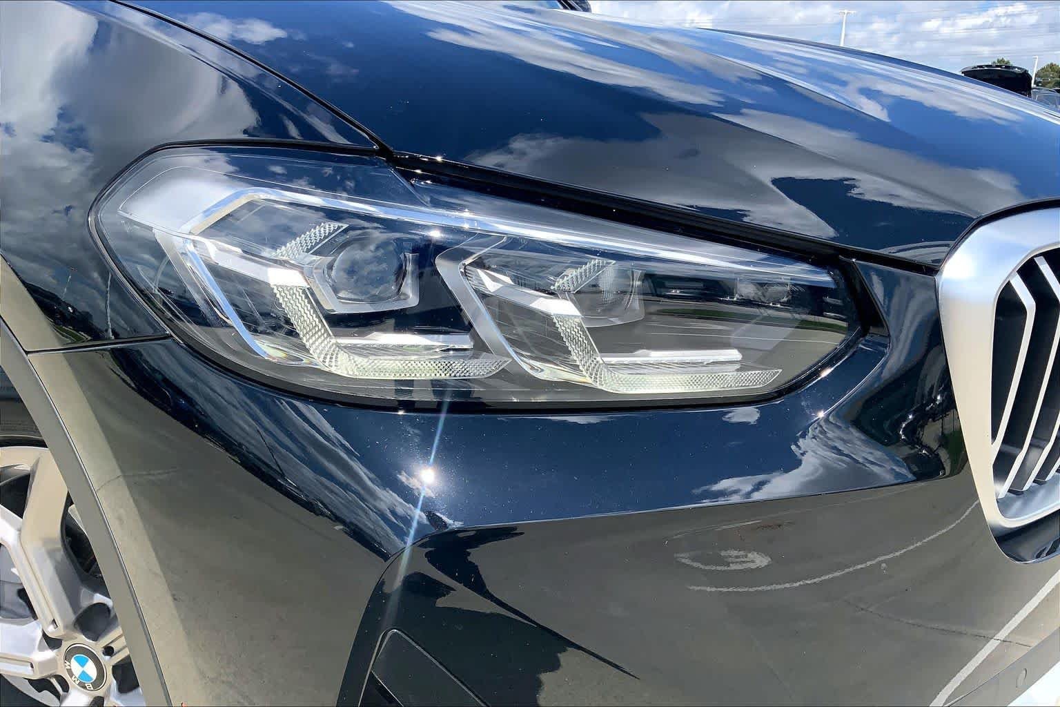 Used 2024 Jet Black BMW xDrive30i image 27