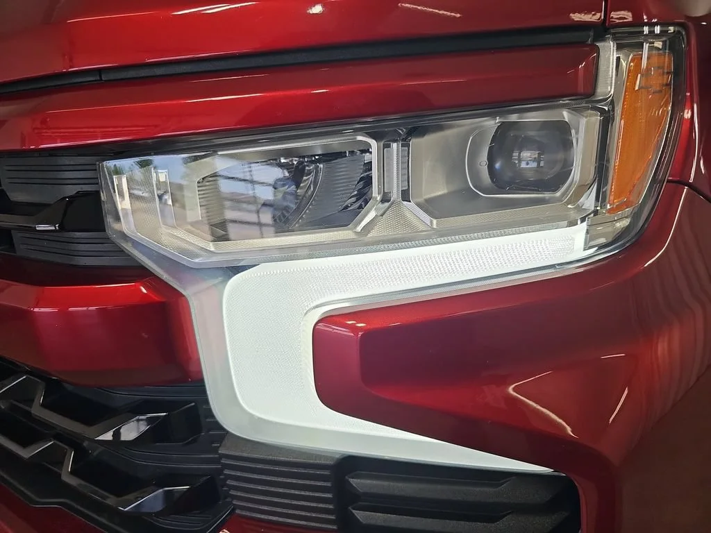 Used 2022 Cherry Red Tintcoat Chevrolet RST image 36