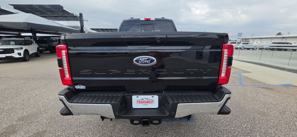 New 2026 Agate Black Metallic Ford F-350® Lariat® image 8