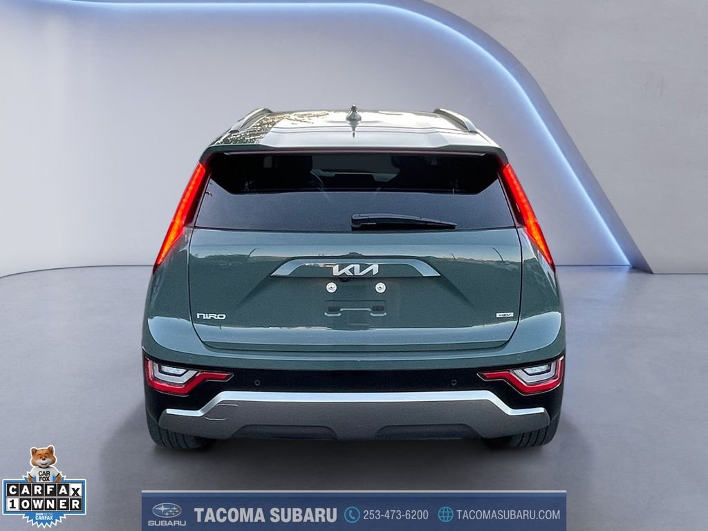 Used 2023 Green Kia SX Touring image 4