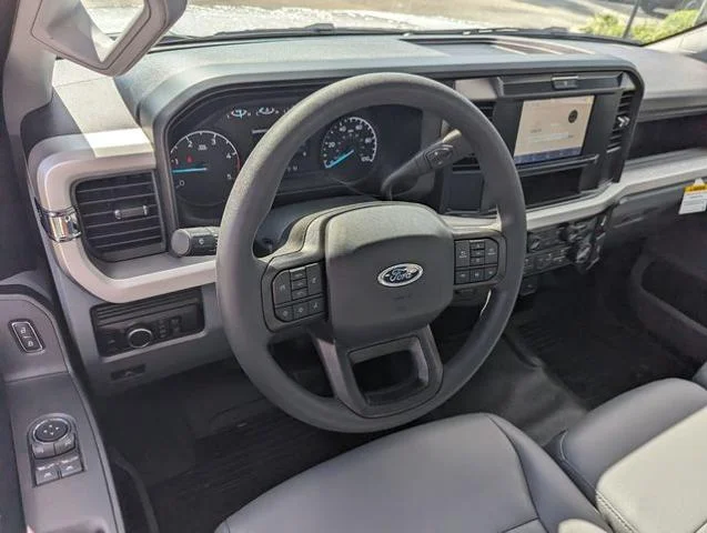 New 2026 Oxford White Ford F-250® XL image 23