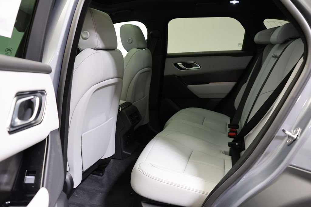 New 2026 Zadar Grey Land Rover P250 Base image 34