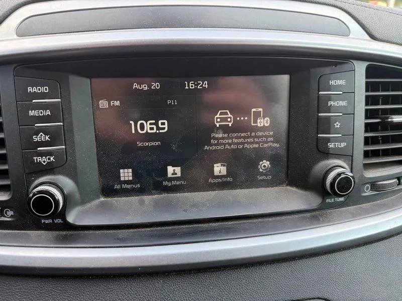 Used 2019 Purple Kia LX image 11
