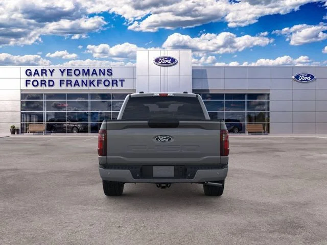 New 2026 Carbonized Gray Metallic Ford XLT image 5