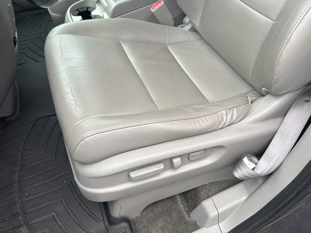 Used 2016  Honda EX-L image 25