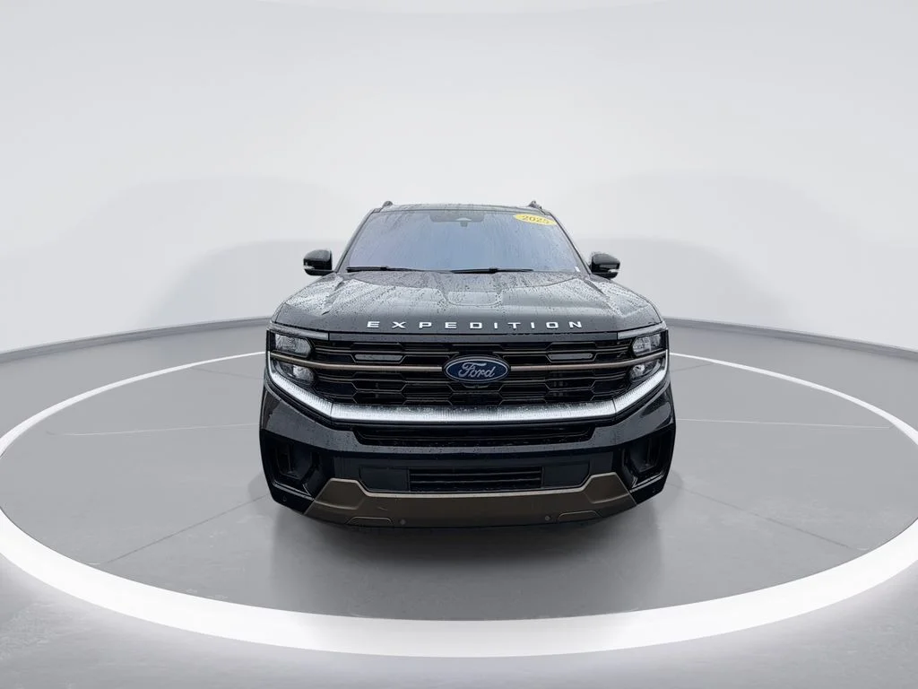 Used 2025 Black Ford King Ranch image 3