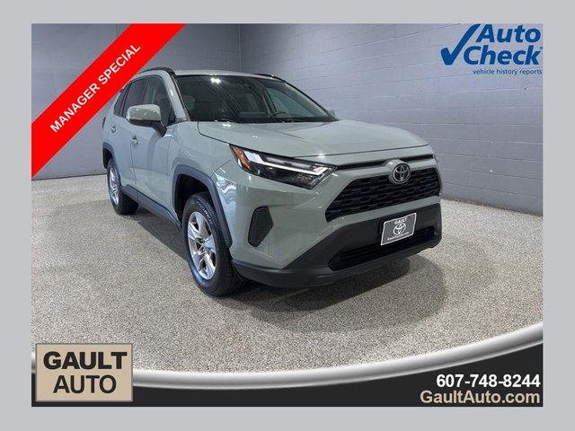 2022 Toyota RAV4 XLE