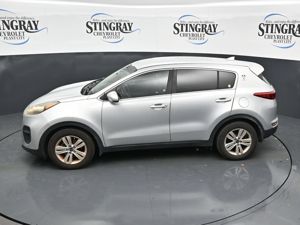 Used 2017 Silver Kia LX image 21