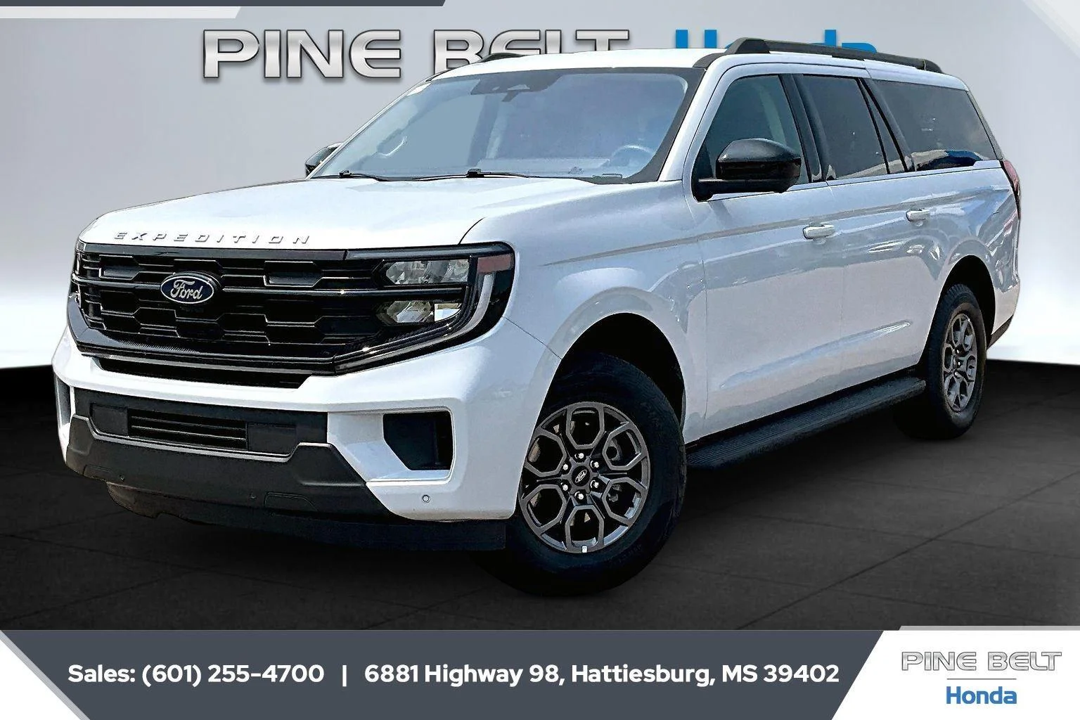 Used 2025 Space Silver Ford Active image 10