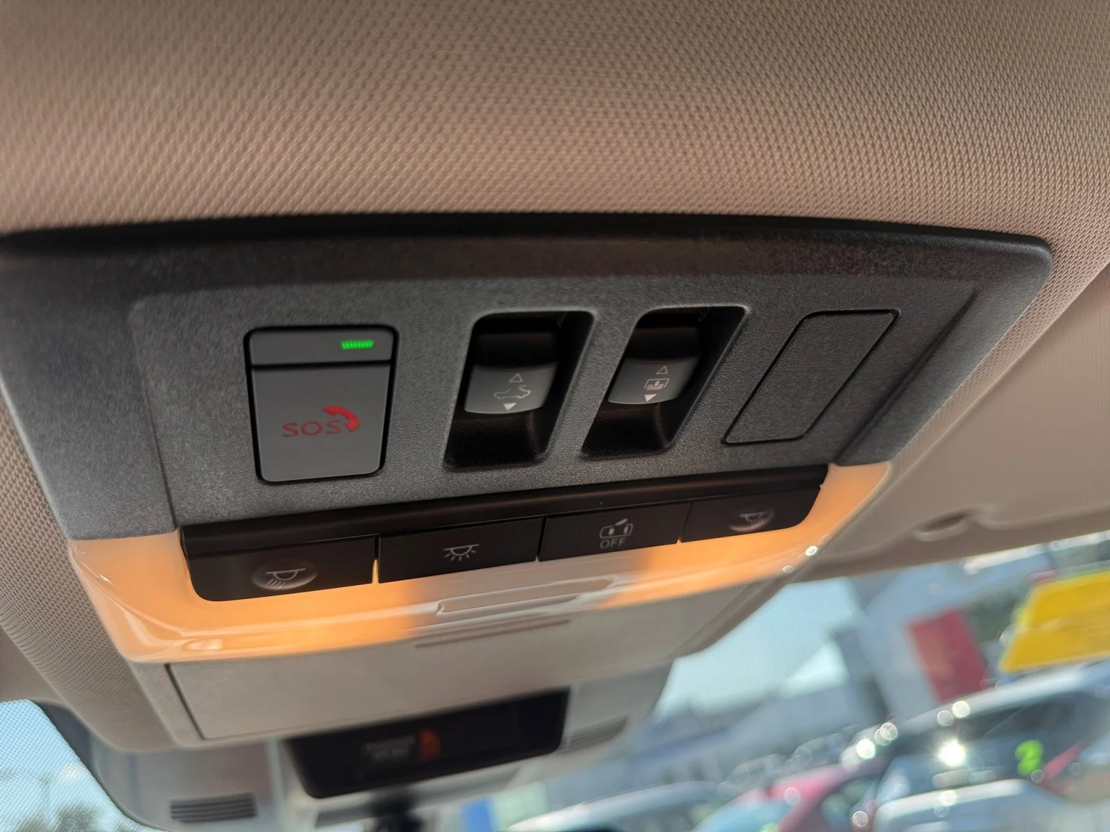 New 2026 Everest White Pearl Tricoat Nissan Platinum image 28