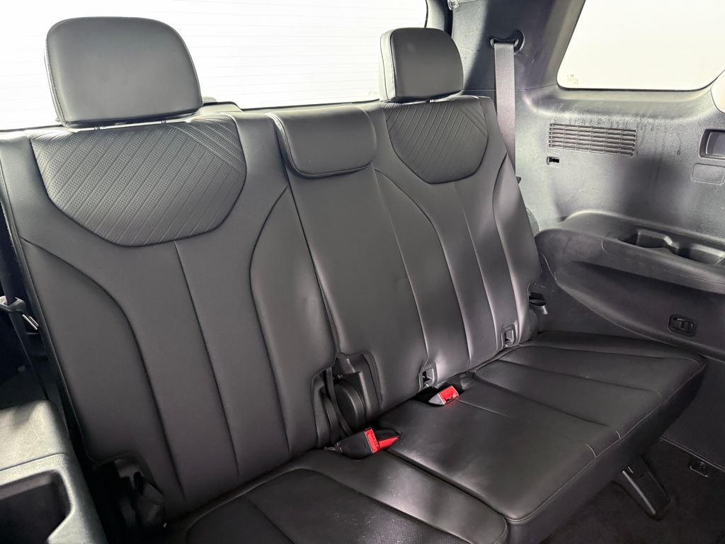 Used 2023 White Hyundai SEL image 38