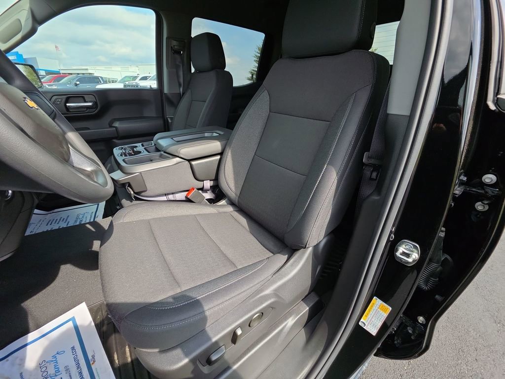 2026 Chevrolet Silverado 1500 Custom - Photo 11