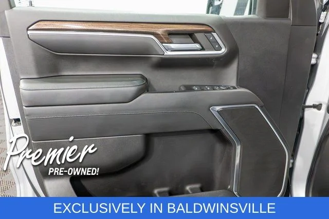 Used 2022 Silver Chevrolet LT image 14