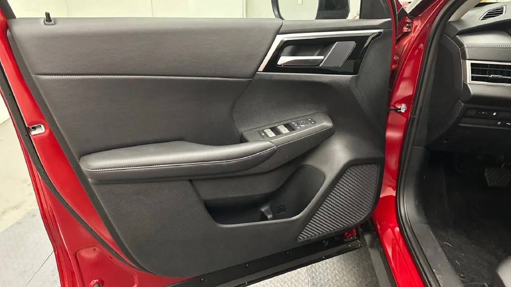 New 2026 Red Nissan SL image 14
