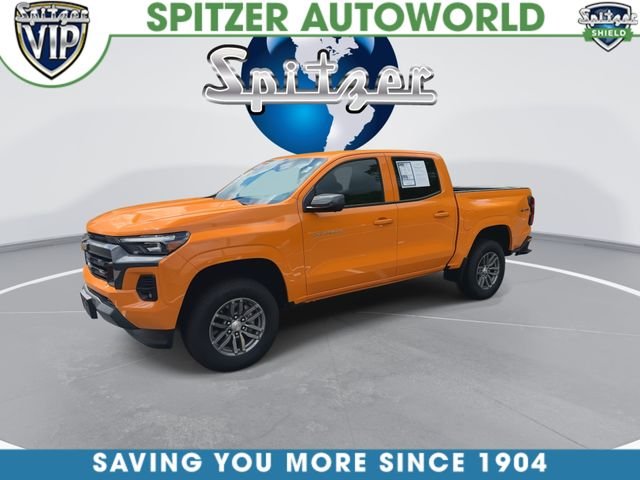 Used 2025 Orange Chevrolet LT image 5