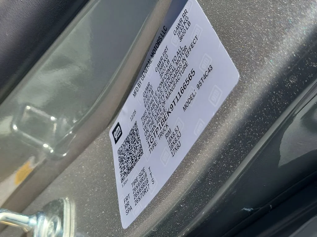 New 2026 Sterling Metallic GMC Elevation image 51