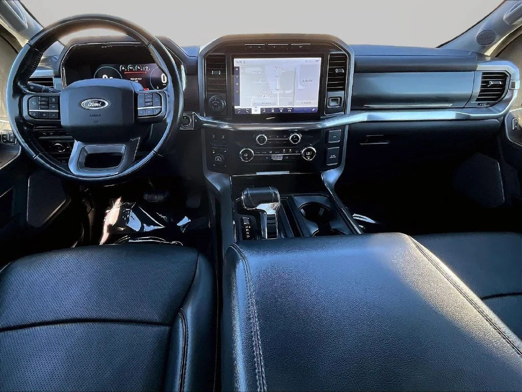 Used 2021 Gray Ford Lariat image 8