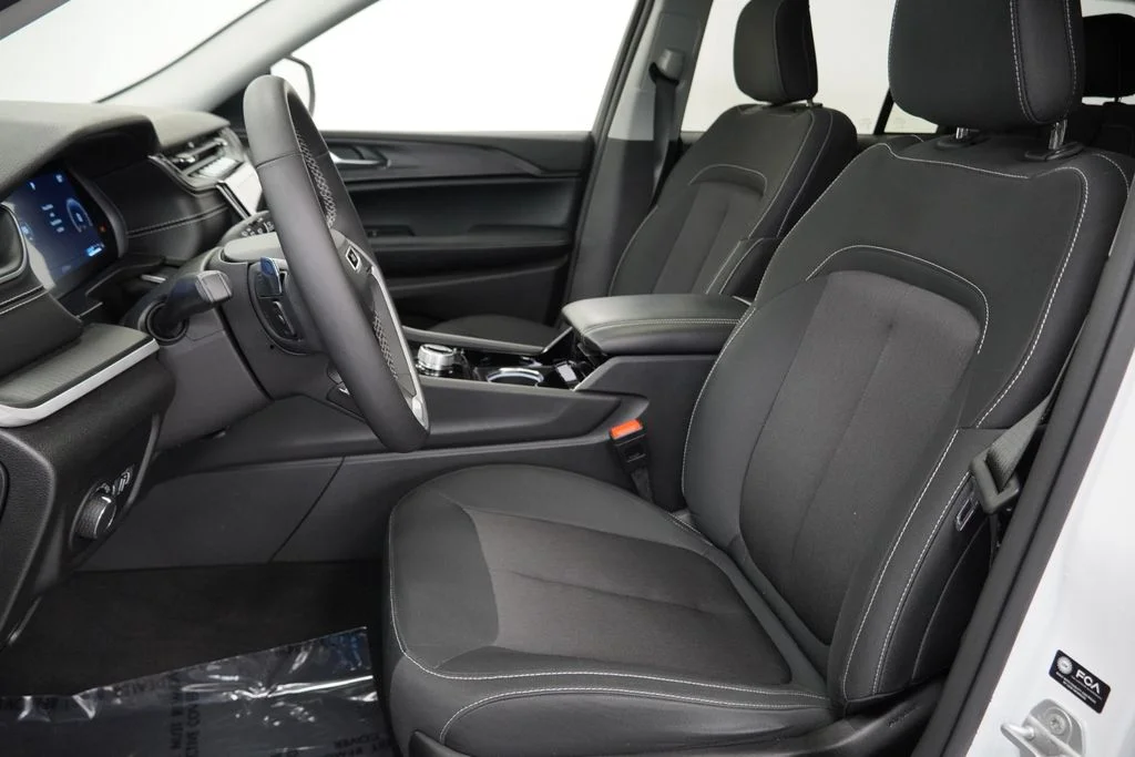 Certified Used 2023 White/off-white Jeep Laredo image 16