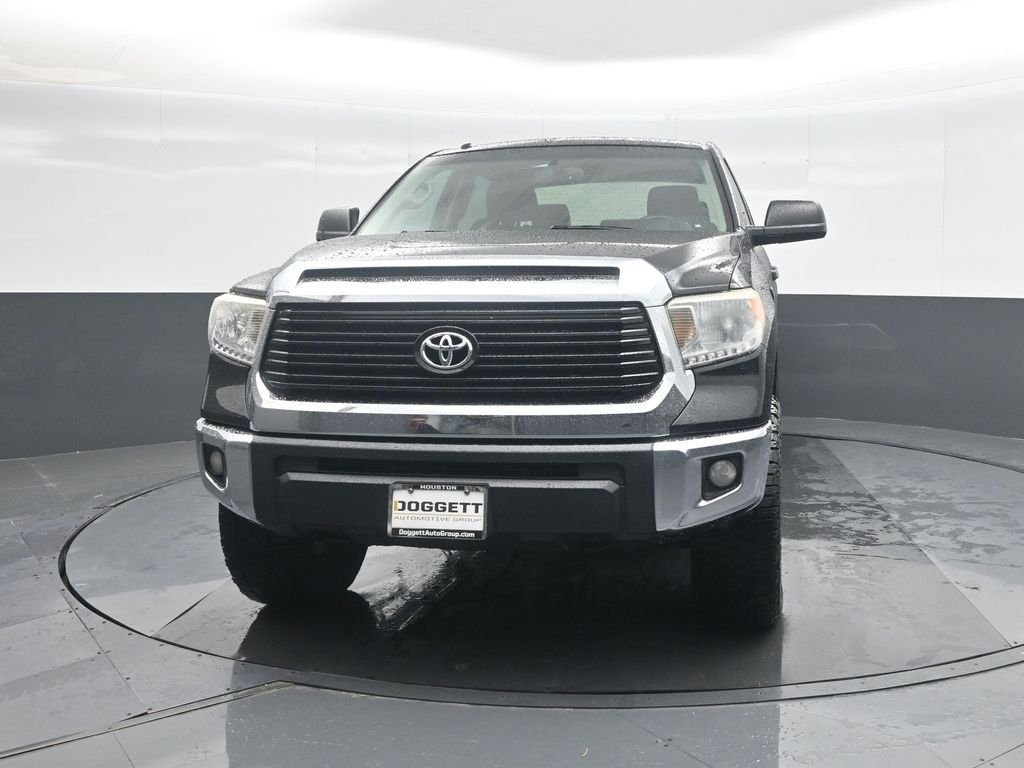 Used 2017 Black Toyota SR5 image 5