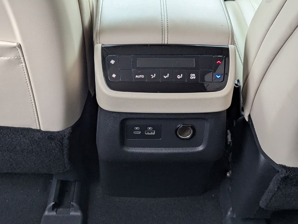 Used 2023 Black INFINITI LUXE AWD image 20