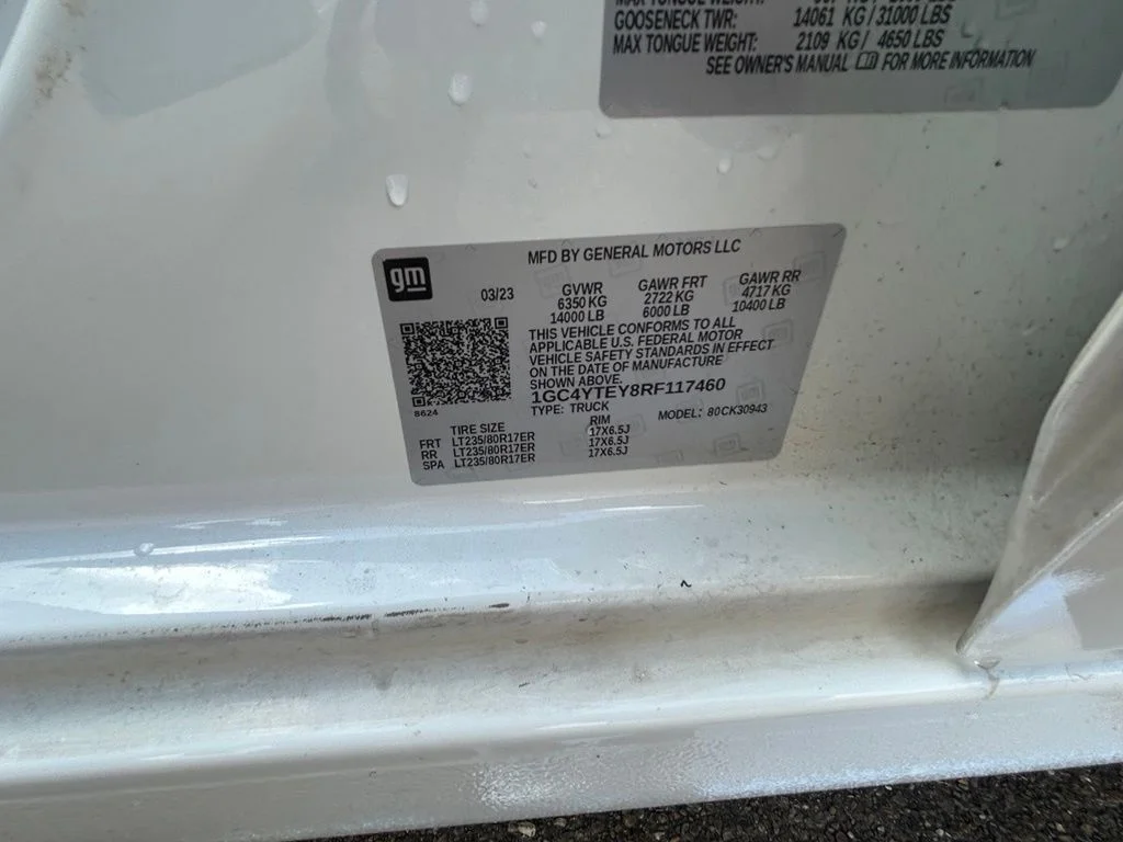 Used 2024 White Chevrolet LT image 10