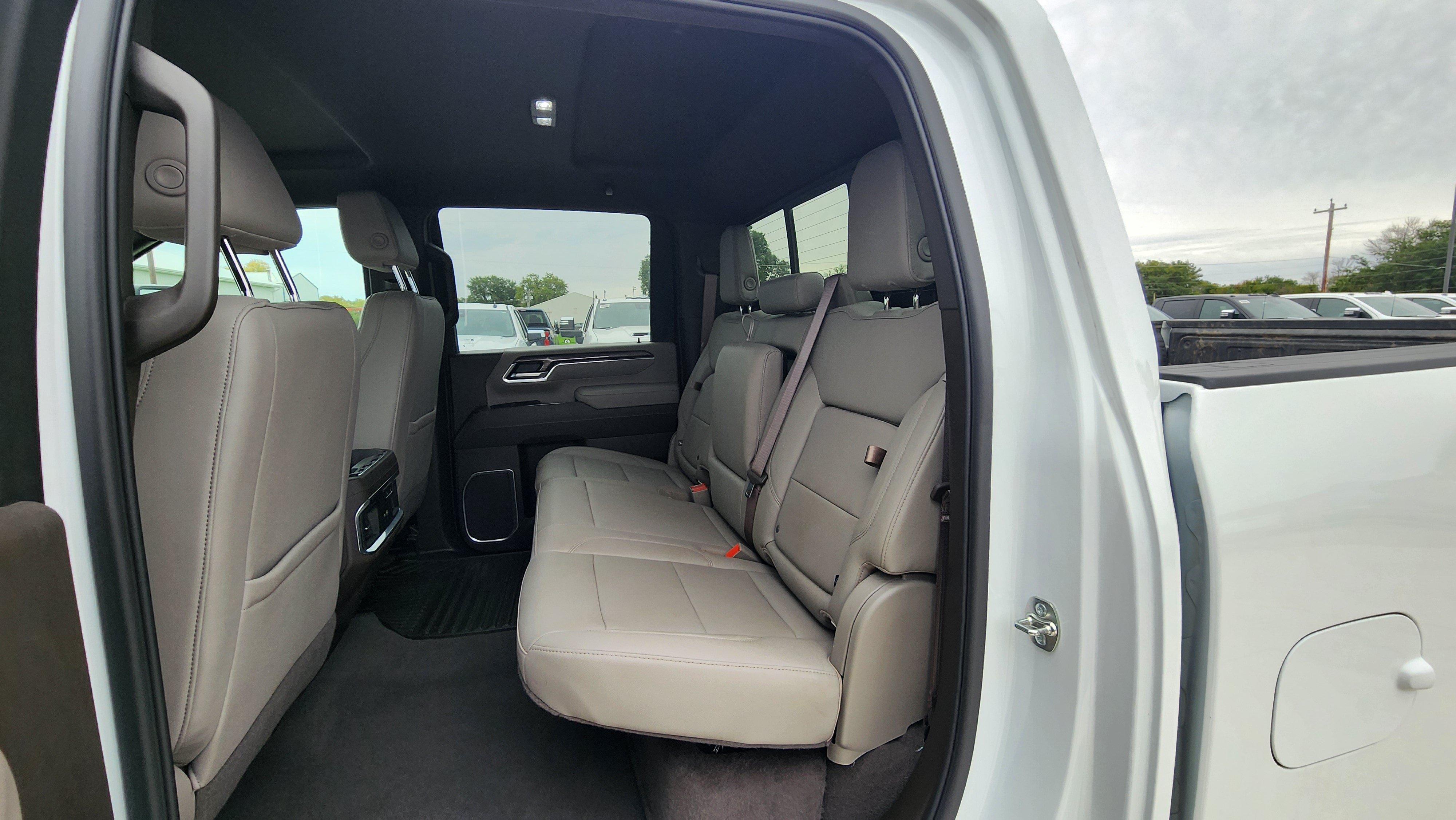 2026 Chevrolet Silverado 3500HD LTZ - Photo 19