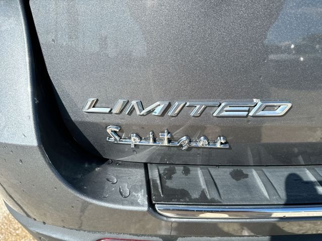 Used 2023 Gray Ford Limited image 51