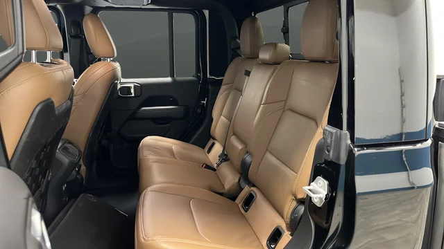 Used 2022 Black Clearcoat Jeep Rubicon image 23