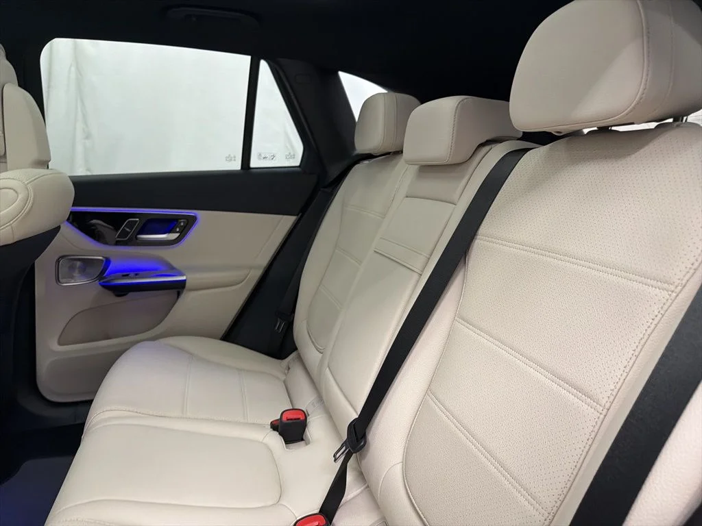 Used 2026 Gray Mercedes-Benz GLC 300 image 18