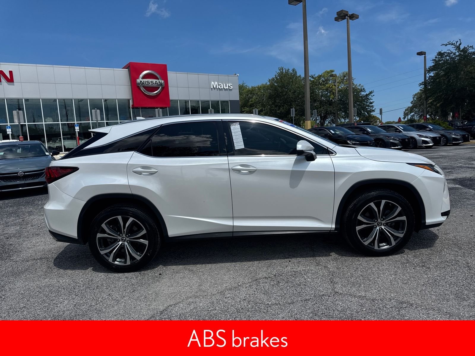 Used 2019 White Lexus 350 image 10