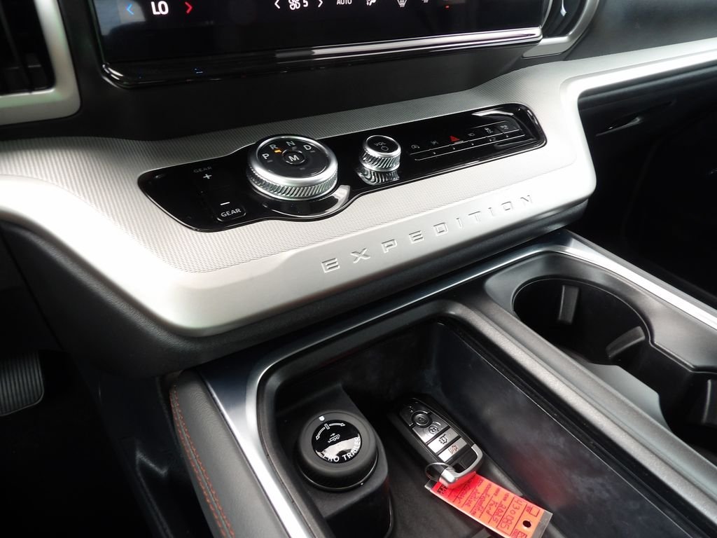 Used 2025 Gray Metallic Ford Active image 26