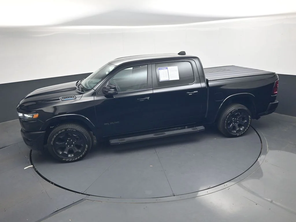 Used 2025 Diamond Black Ram Big Horn/Lone Star image 37