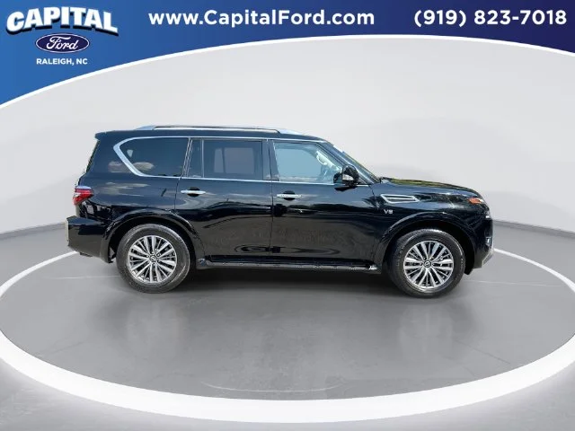 Used 2022 Black Nissan SL image 9