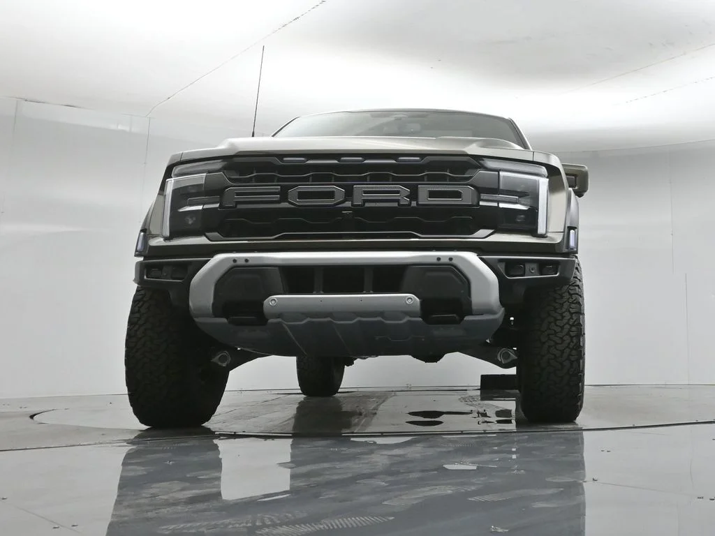 New 2026 Shelter Green Ford Raptor image 48
