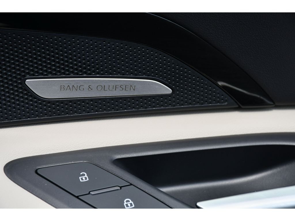 Used 2025 District Green Metallic Audi Premium Plus image 29