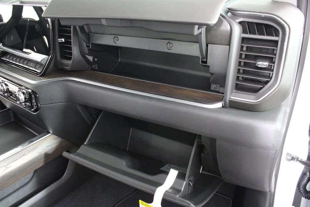 2026 GMC Sierra 3500HD SLT - Photo 19
