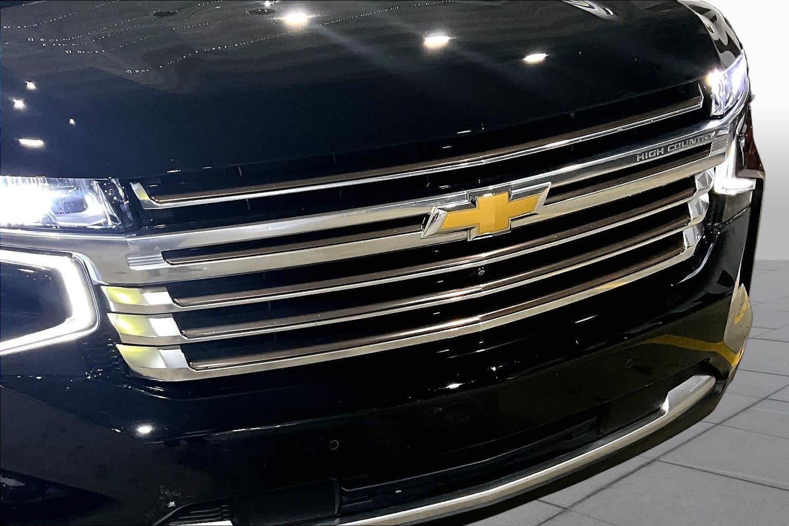 Used 2024 Black Chevrolet High Country image 54