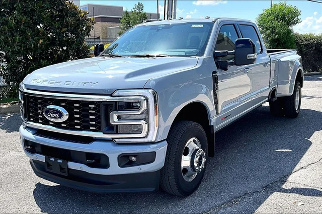 2026 Ford Super Duty F-350® Platinum®