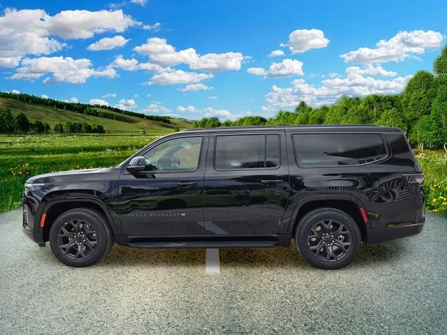 New 2026 High Gloss Black Exterior Paint Jeep Limited Altitude image 3