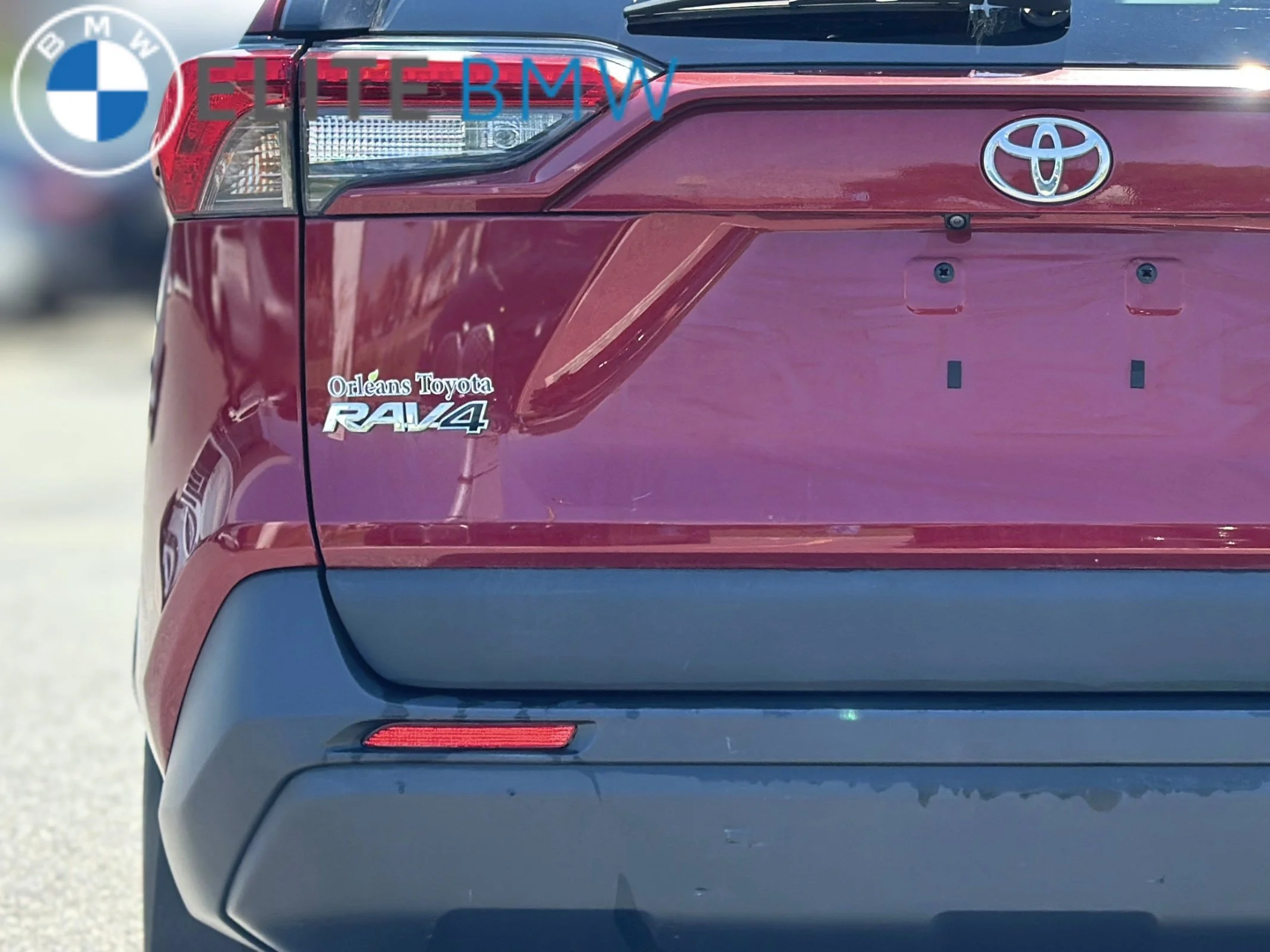 Used 2019  Toyota BASE image 32